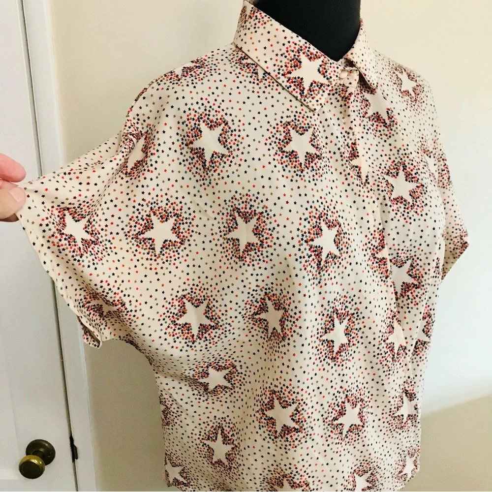 Le Lis Star Print Crossover Blouse - Picture 10 of 11